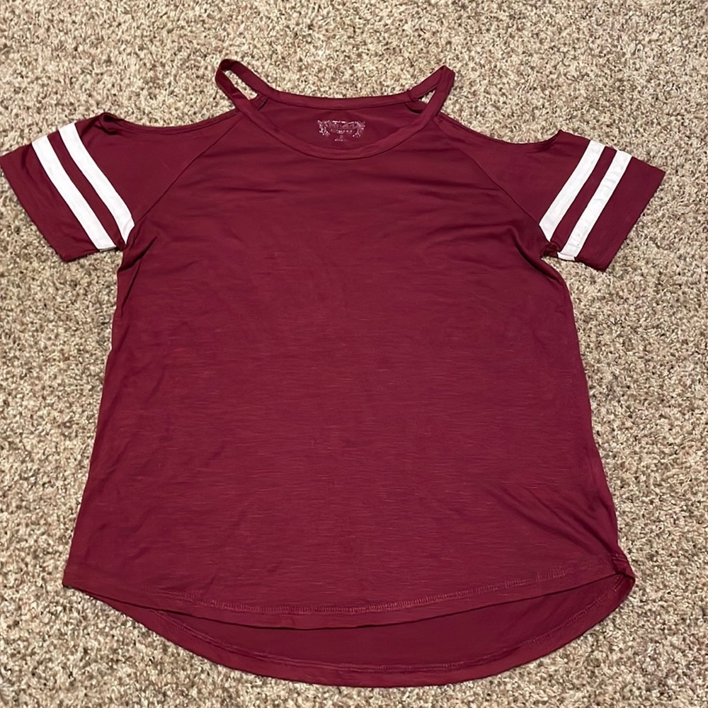 Mudd t-shirt color maroon with white stripes size medium